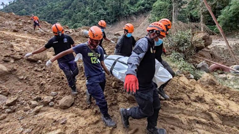 Filipinler’deki toprak kaymasında onlarca kişi öldü |  Dünya Haberleri